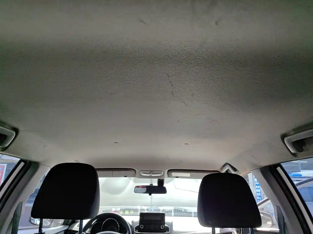 Toyota Yaris L — миниатюра 18