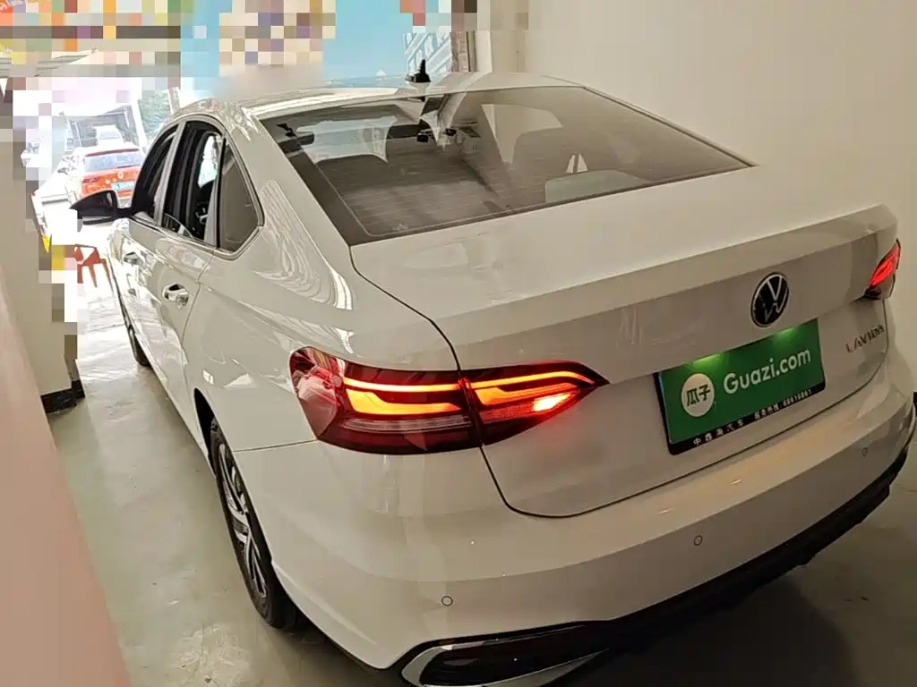 Volkswagen Lavida — миниатюра 5