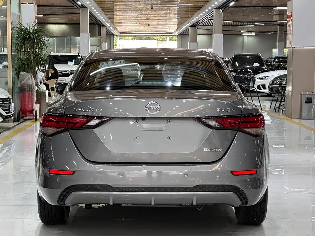 Nissan Sylphy — миниатюра 12