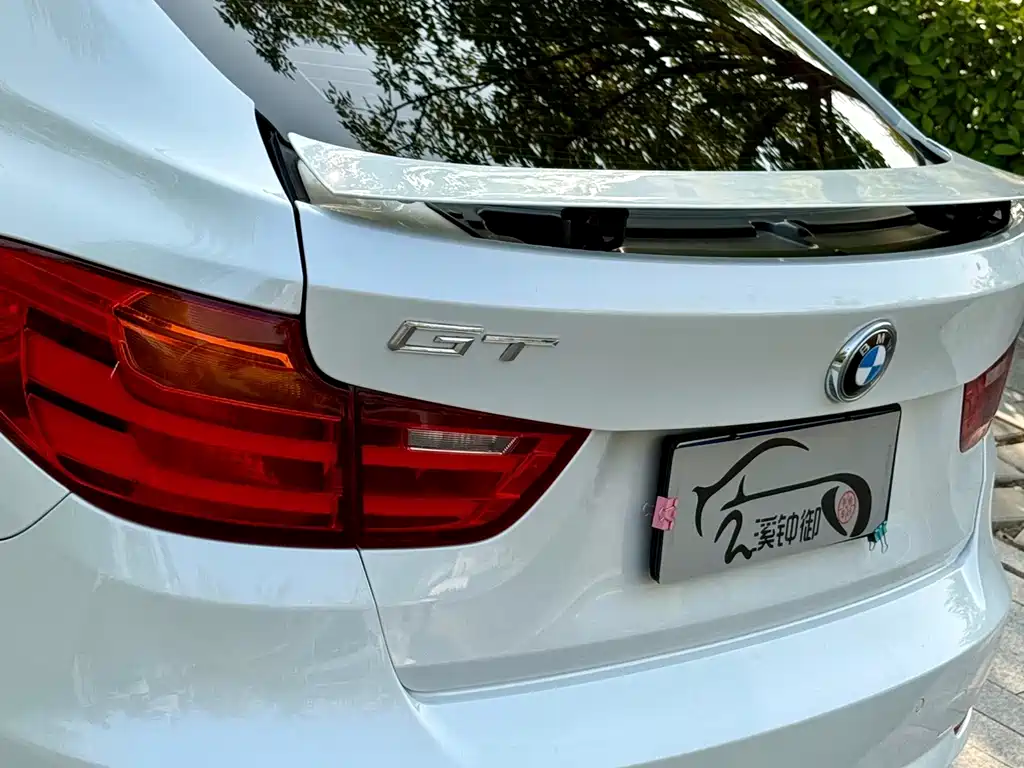 BMW 3 Series GT — миниатюра 7