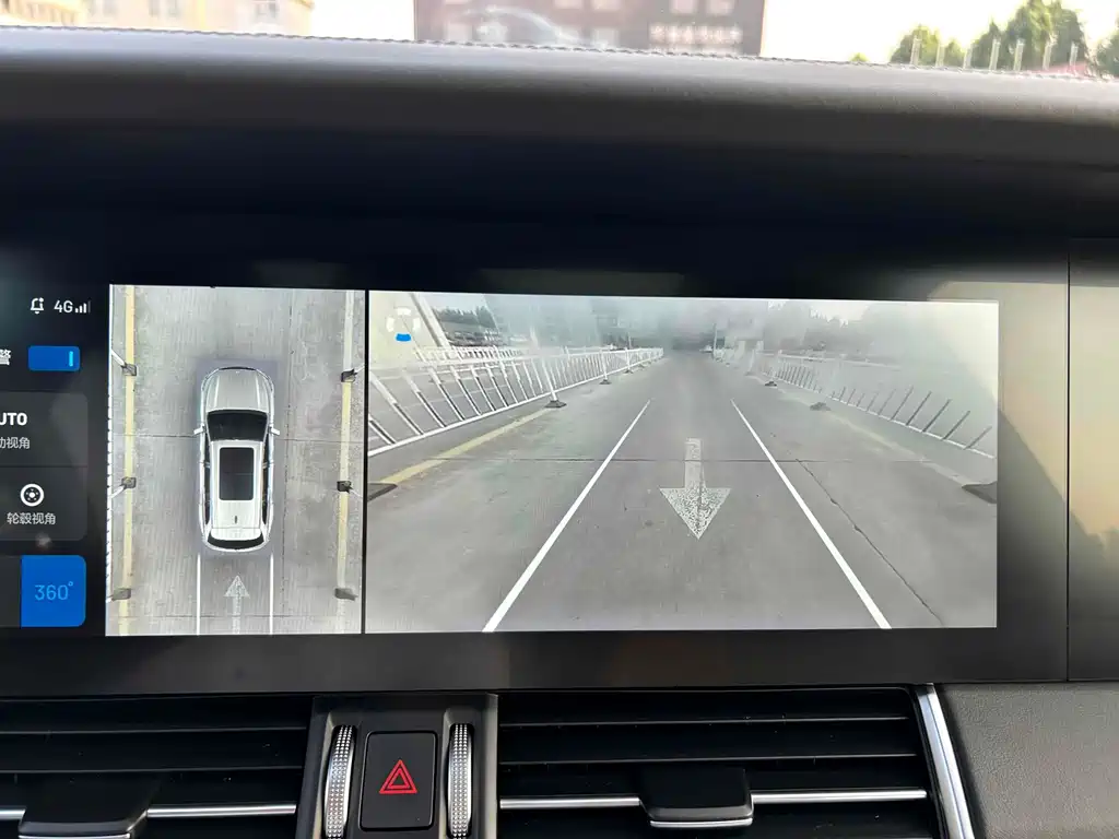Li Auto Li ONE — миниатюра 15