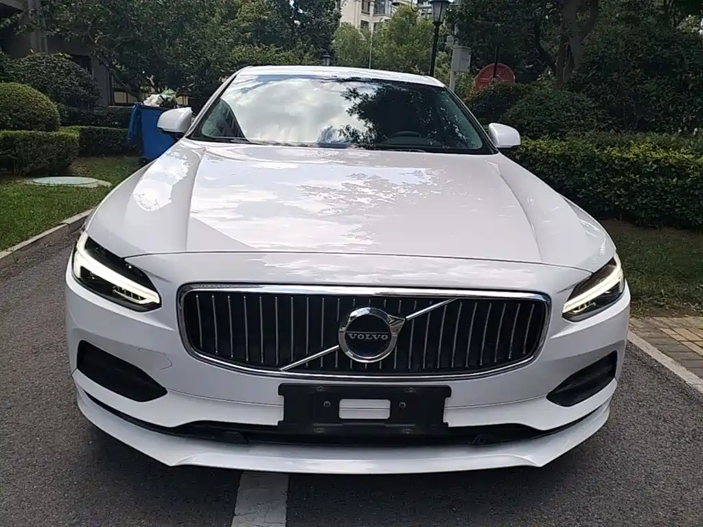 Volvo S90 — миниатюра 3