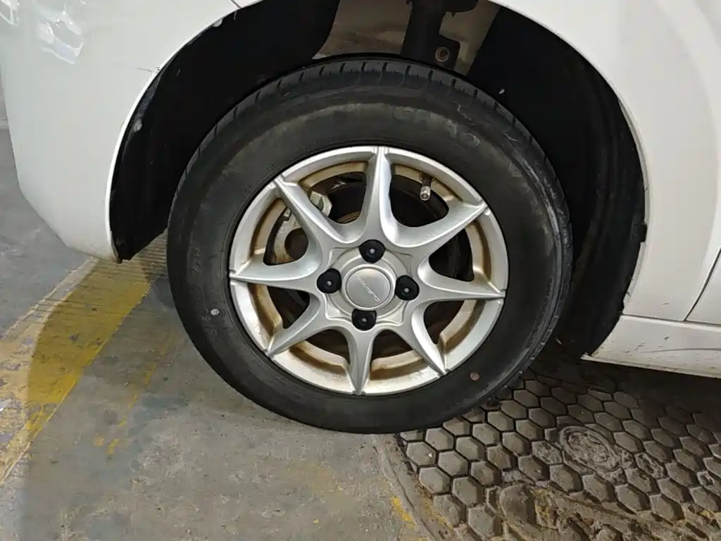 Roewe Clever — миниатюра 23