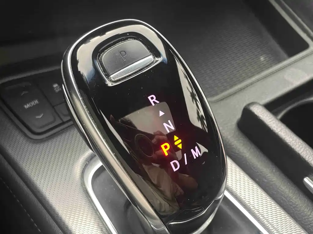 Cadillac CT5 — миниатюра 23