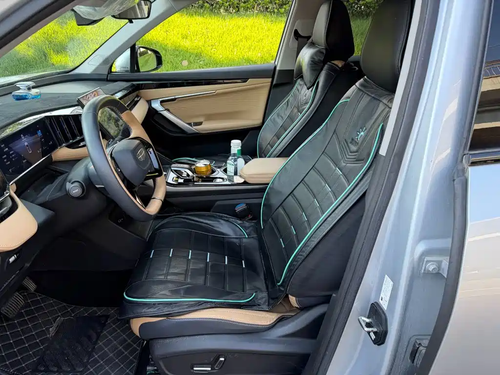 Geely Boyue L — миниатюра 8