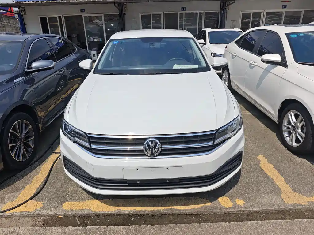 Volkswagen Bora — миниатюра 2