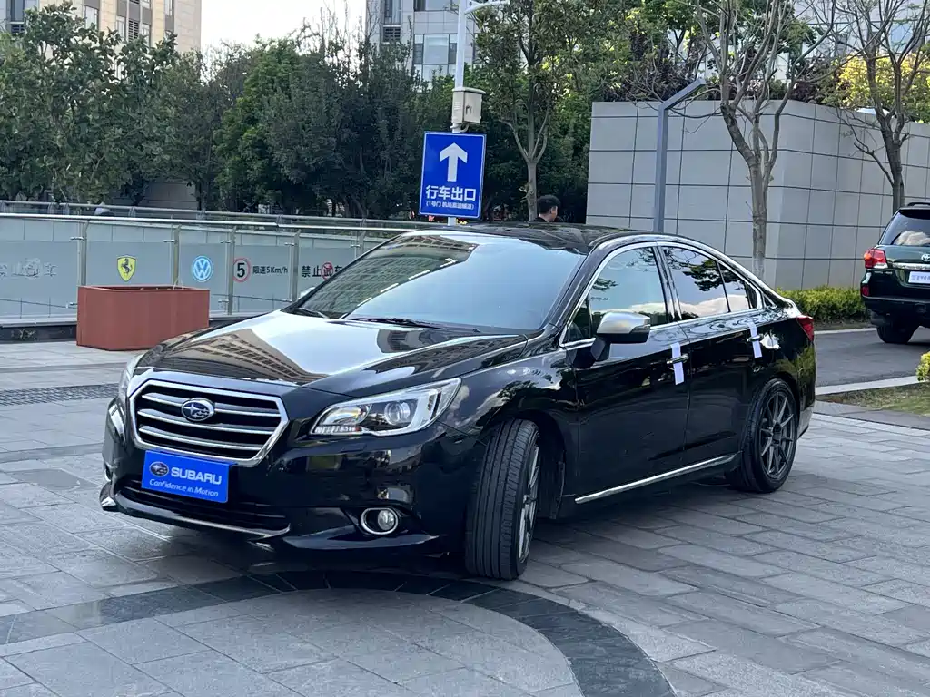 Subaru Legacy 2017