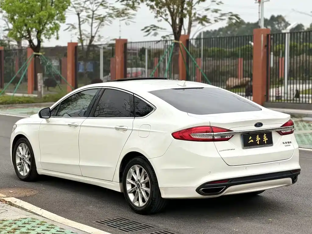 FORD MONDEO