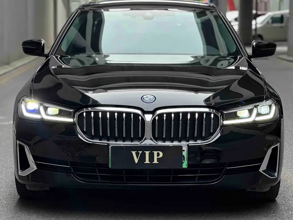 BMW 5 Series 5 2022 535Le Luxury