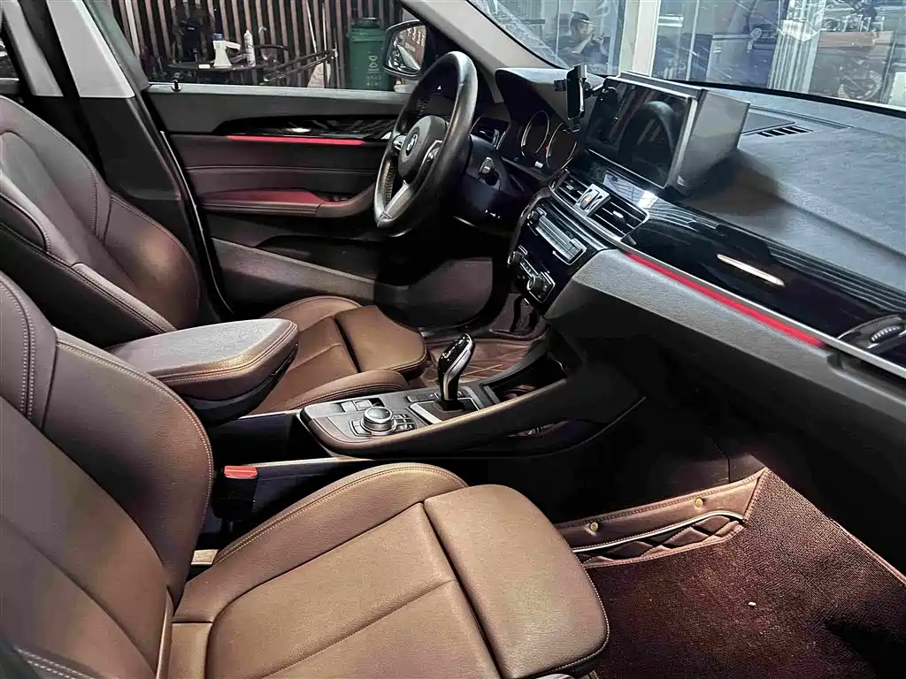 BMW X1 — миниатюра 7
