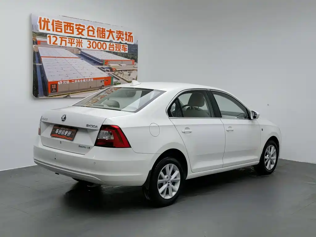 Skoda Rapid — миниатюра 2