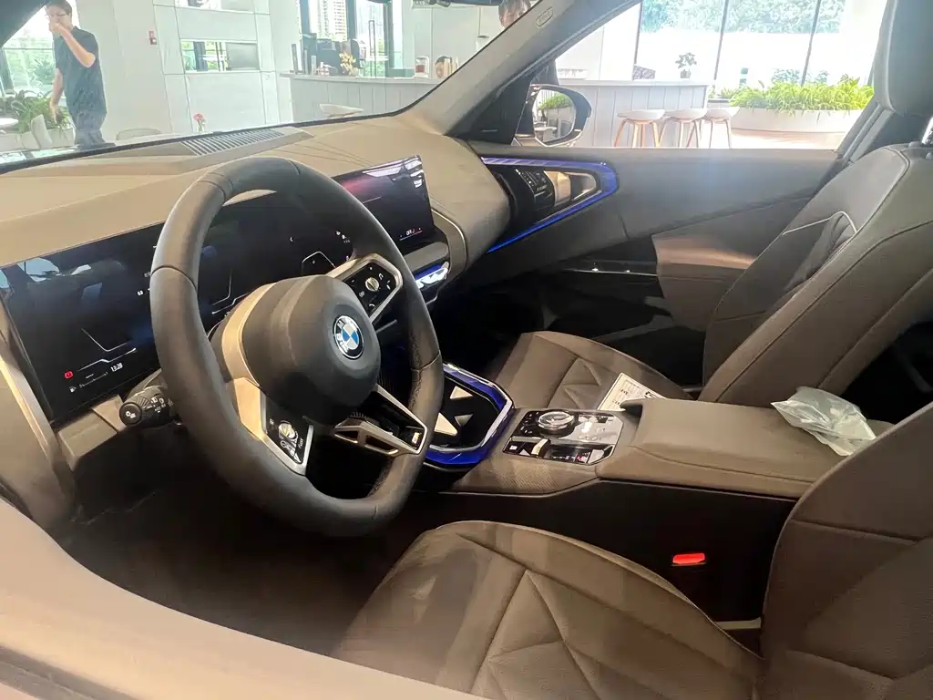 BMW X3 — миниатюра 7
