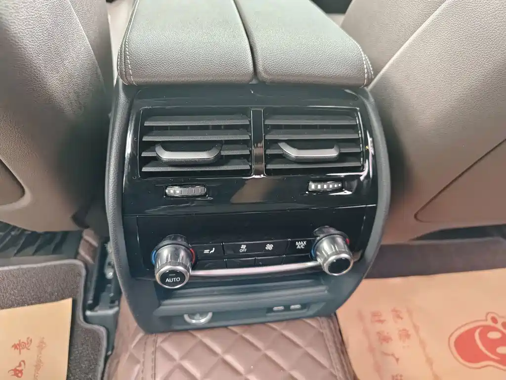 BMW 5 Series — миниатюра 15