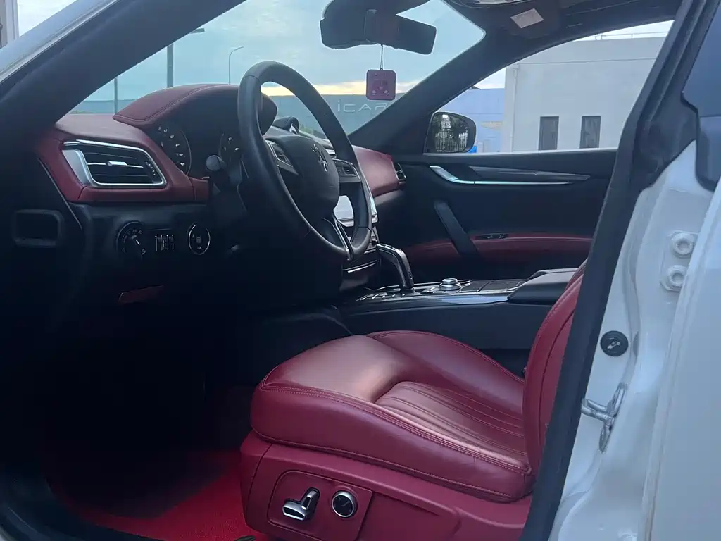 Maserati Ghibli 2021 2.0T