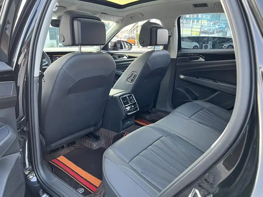 Volkswagen Passat — миниатюра 6