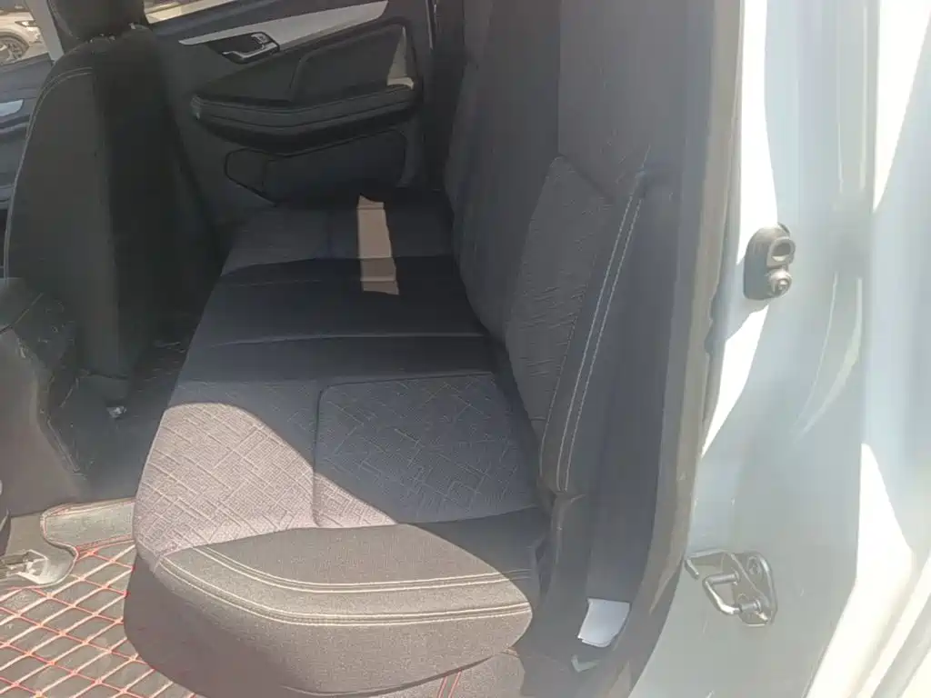Isuzu RE-MAX Ruimai — миниатюра 17