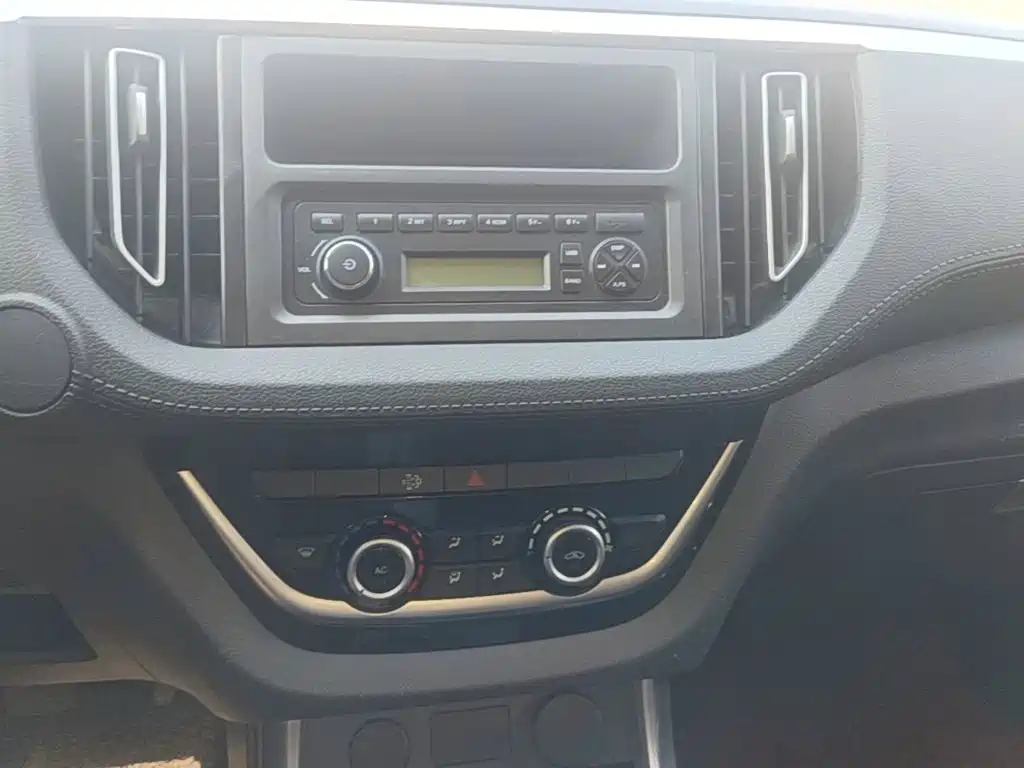 Isuzu RE-MAX Ruimai — миниатюра 13