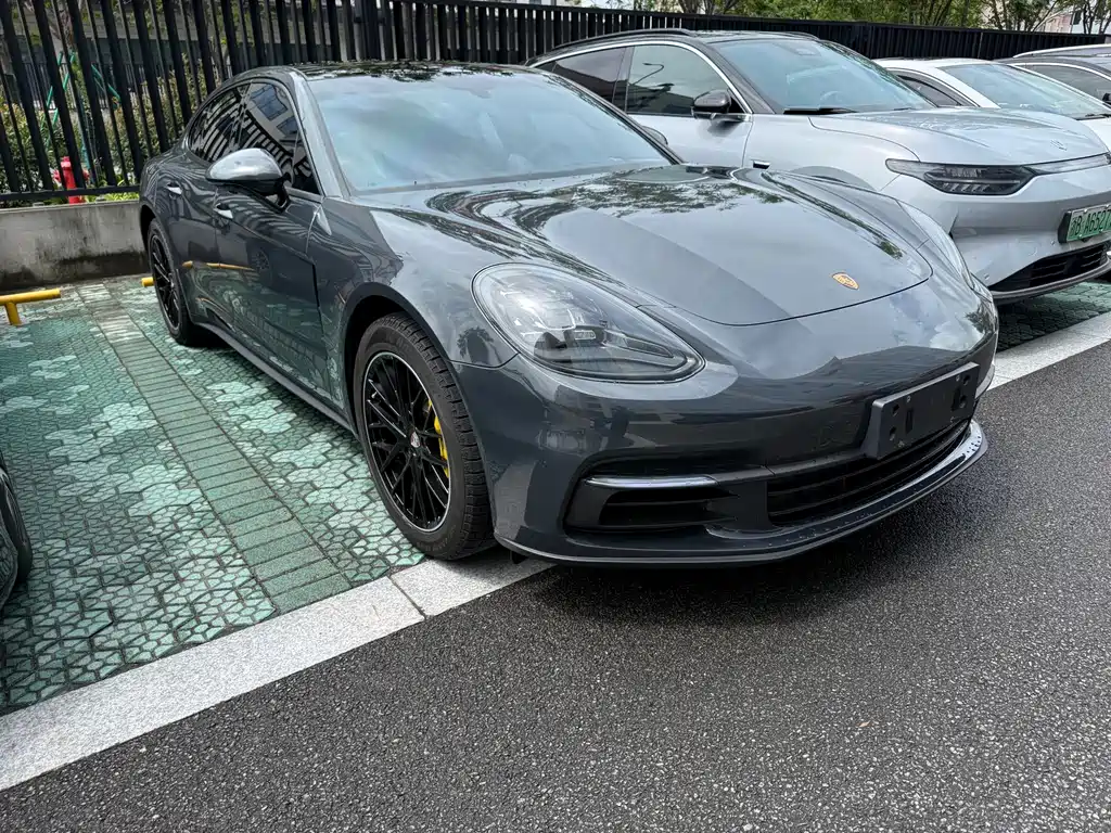 Porsche Panamera — миниатюра 3