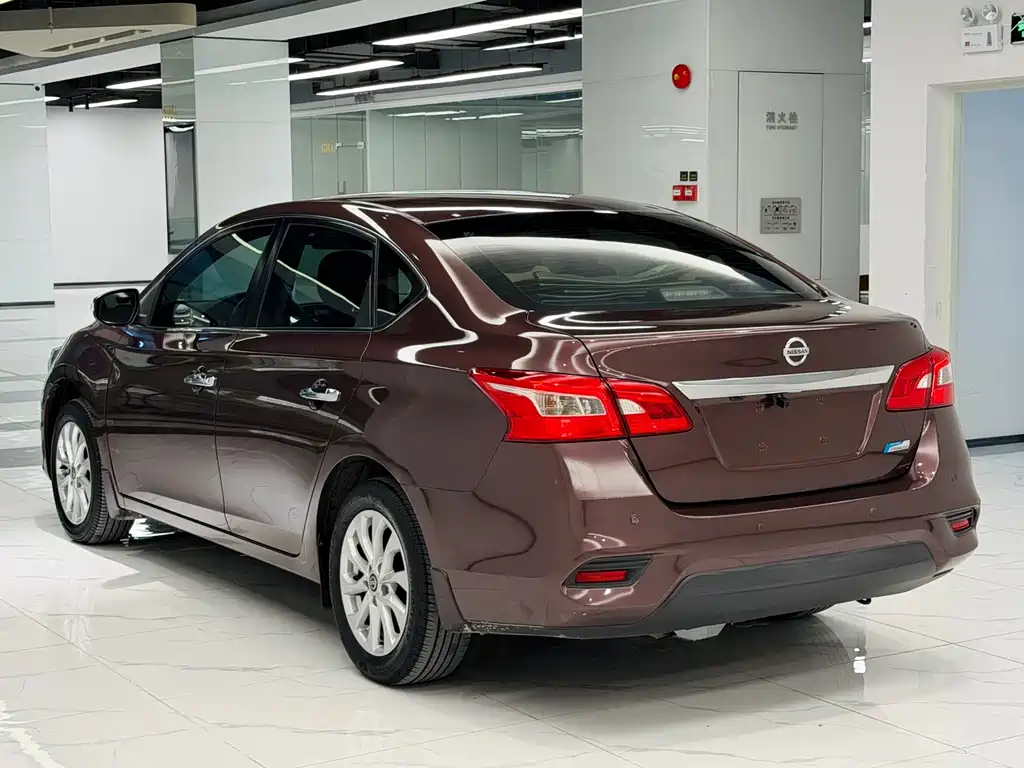 Nissan Sylphy — миниатюра 6