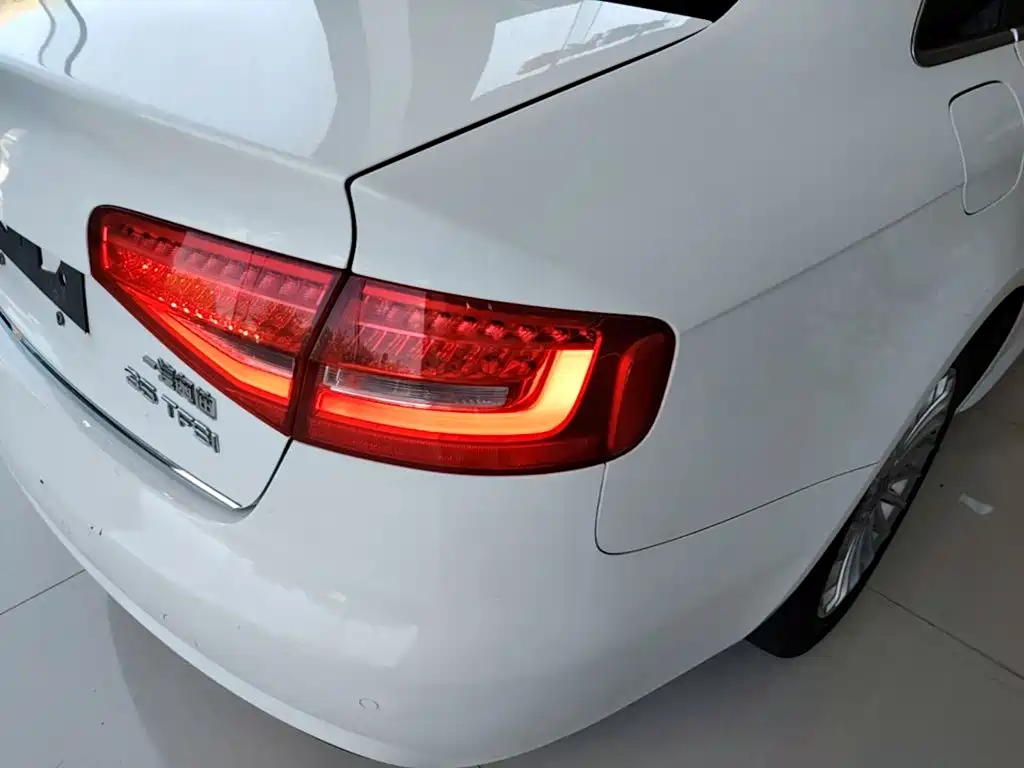 Audi A4L — миниатюра 8