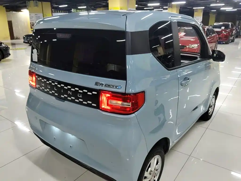 Wuling MINIEV — миниатюра 7