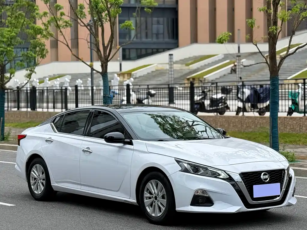 Nissan Teana — миниатюра 3
