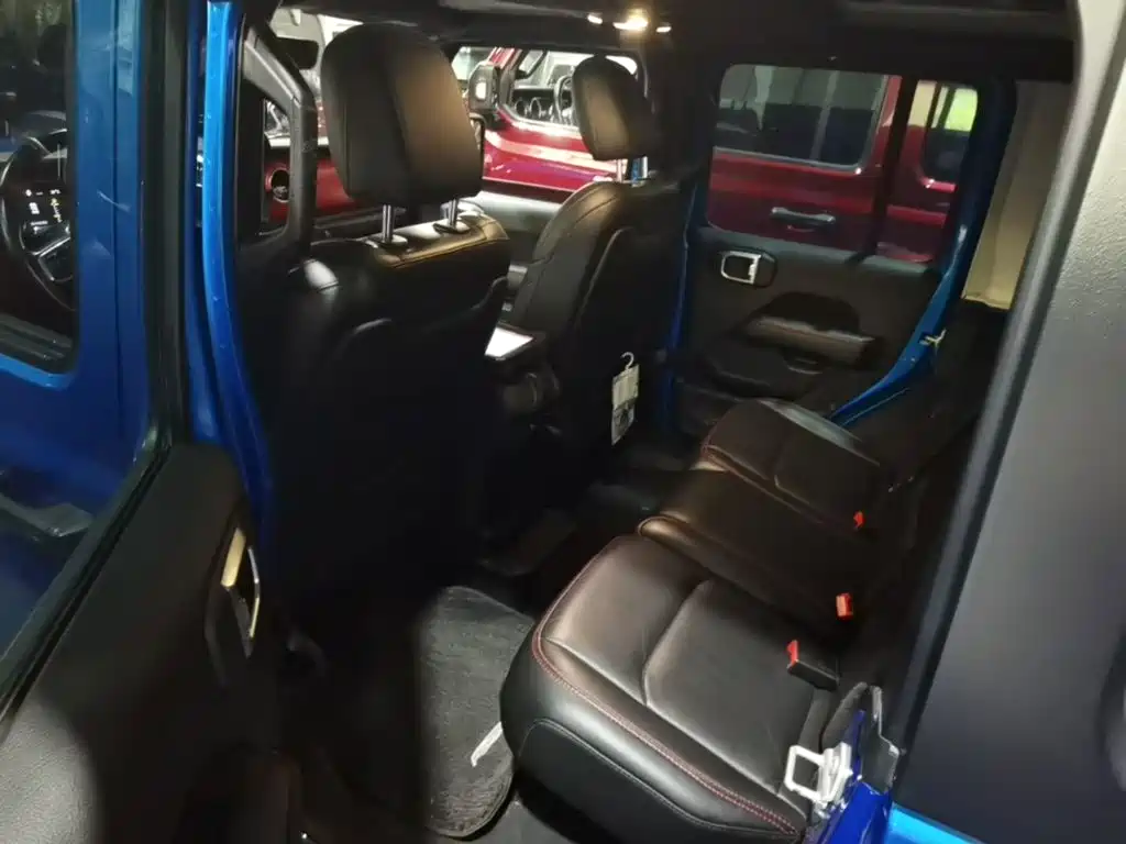 Jeep Wrangler — миниатюра 17