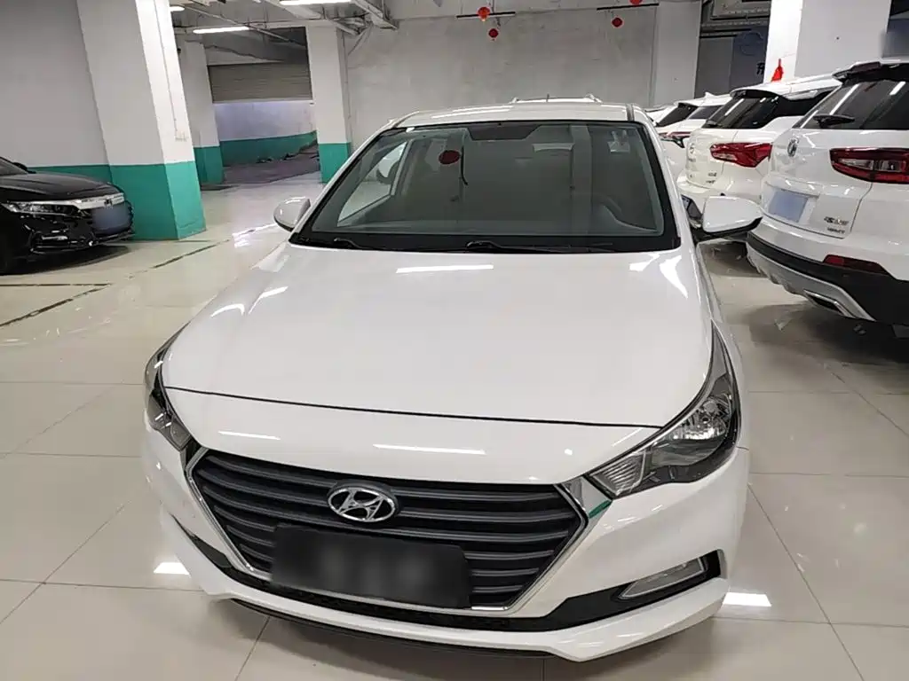 Hyundai Verna — миниатюра 3