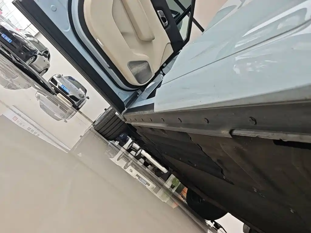Li Auto Li ONE — миниатюра 22