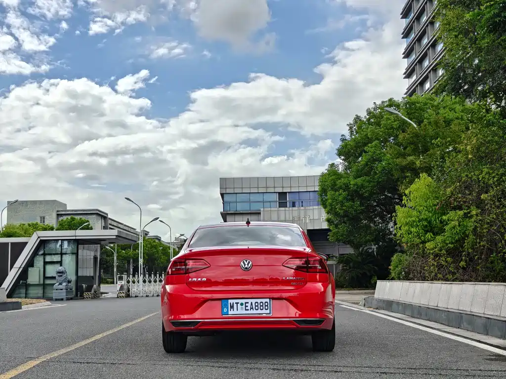 Volkswagen Lamando — миниатюра 8