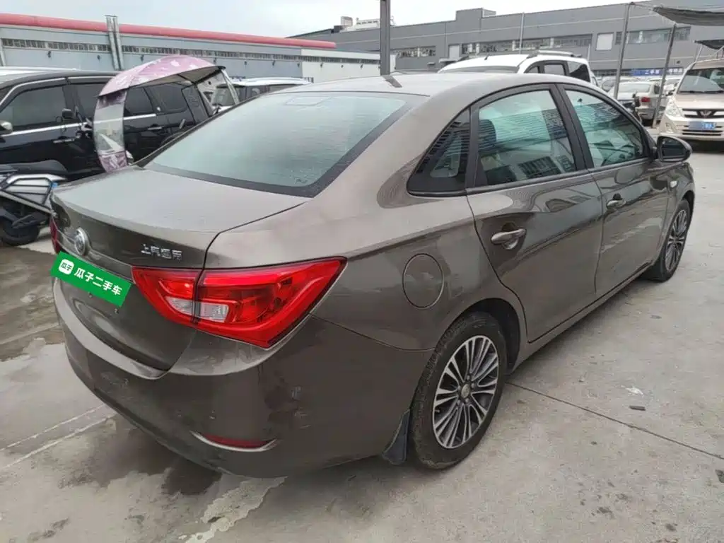 Buick Excelle — миниатюра 7