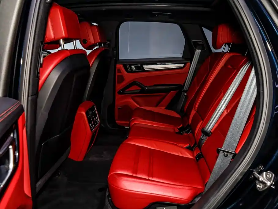 Porsche Cayenne Hybrid — миниатюра 10
