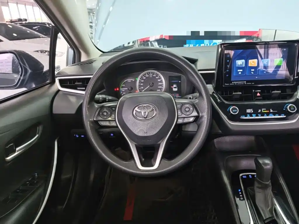 Toyota Corolla — миниатюра 11