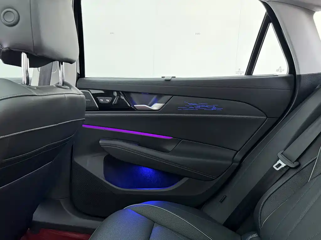 Volkswagen Passat — миниатюра 19