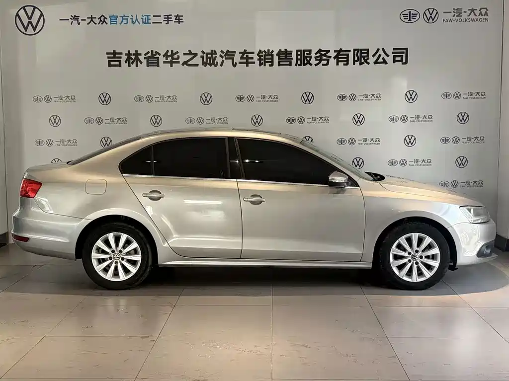 Volkswagen Sagitar — миниатюра 3