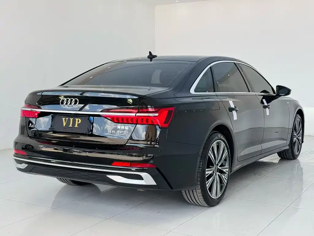 Audi A6L 2025 45 TFSI quattro
