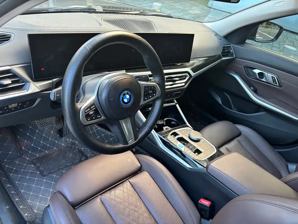 BMW i3 — миниатюра 9