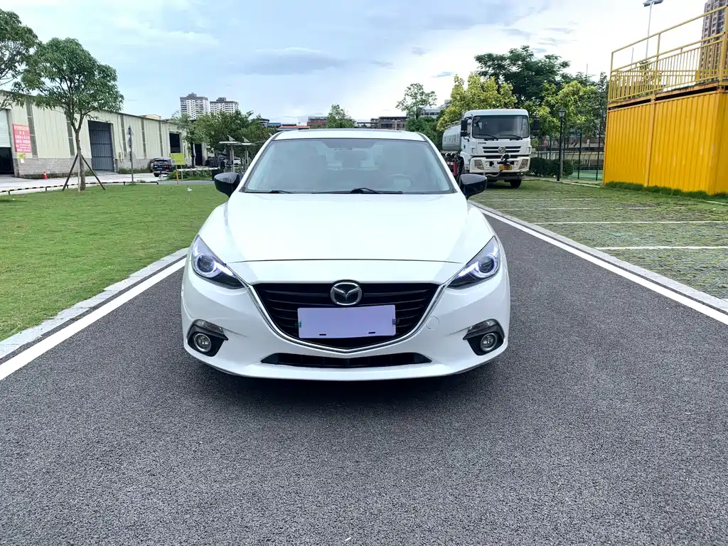 Mazda 3 Axela — миниатюра 2