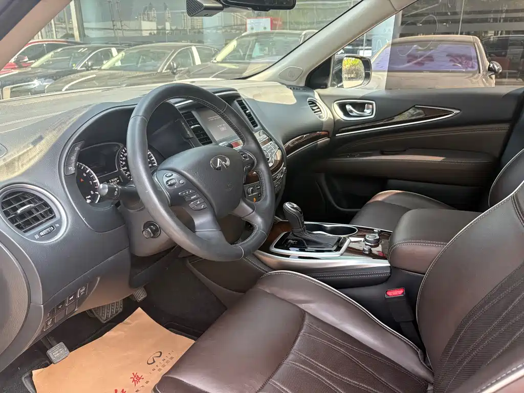 Infiniti QX60 (Import) — миниатюра 5