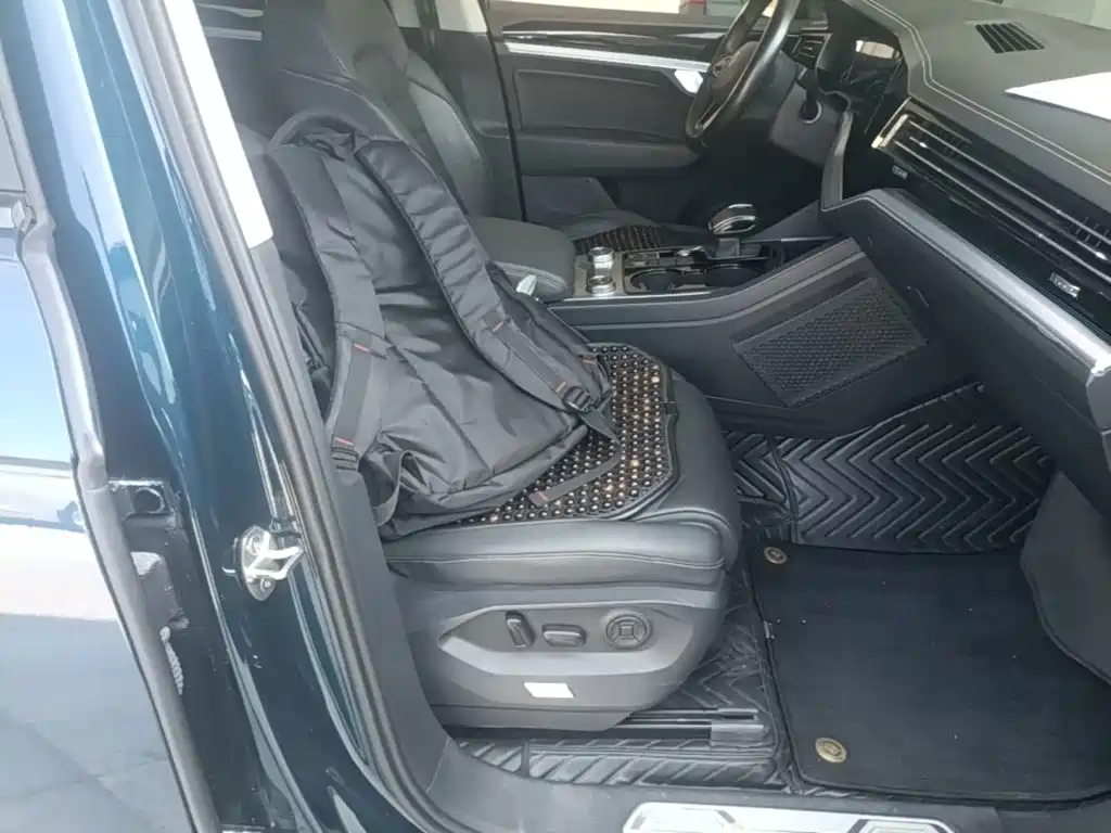 Volkswagen Touareg — миниатюра 25