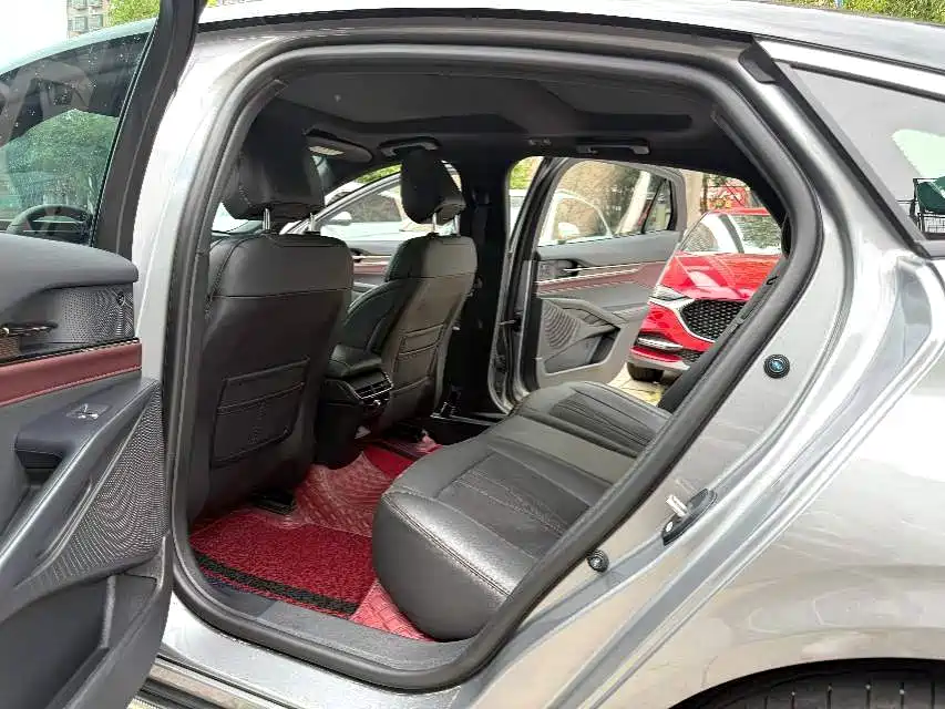 Ford Mondeo — миниатюра 9