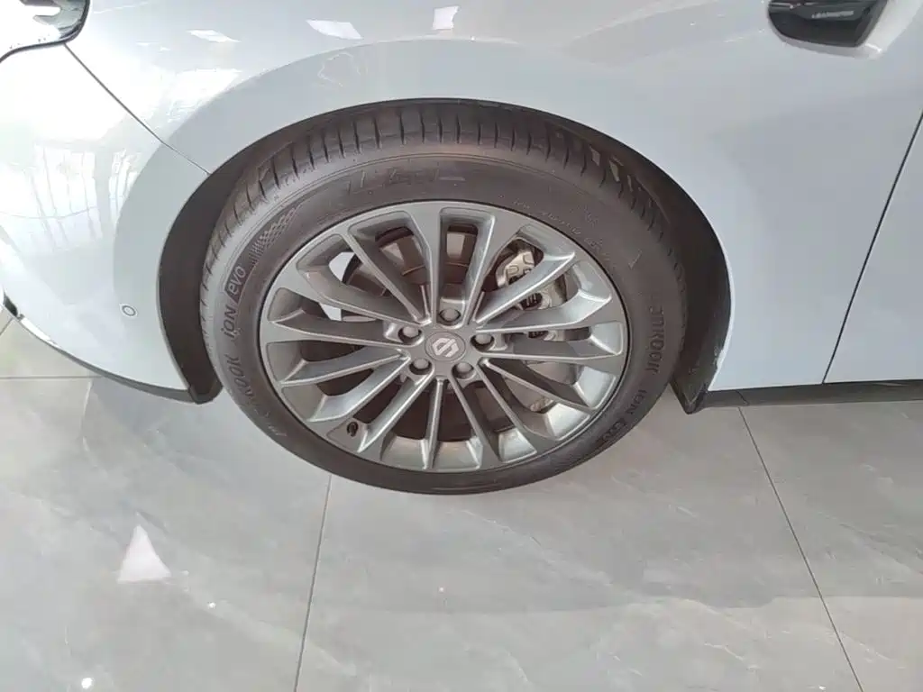Leapmotor Leapmotor C01 — миниатюра 23