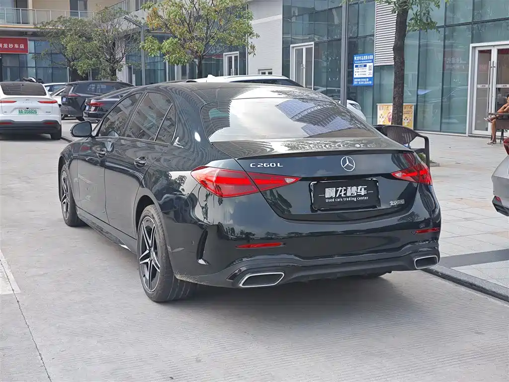 Mercedes-Benz C-Class — миниатюра 7