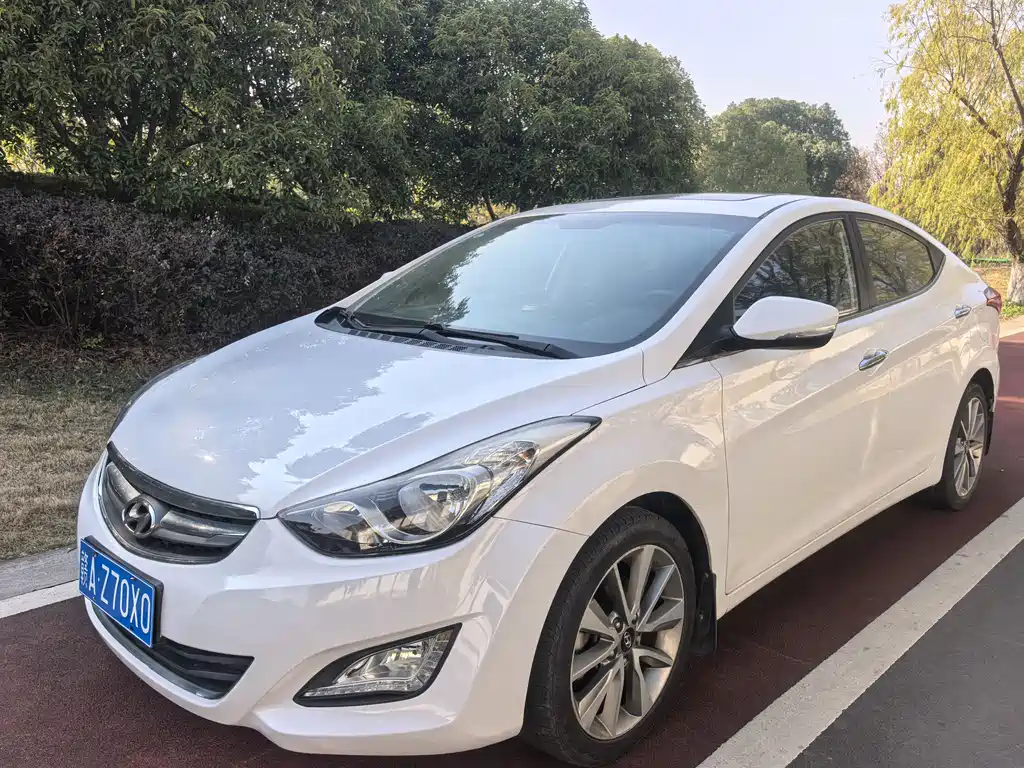 Hyundai Elantra Langdong 2017