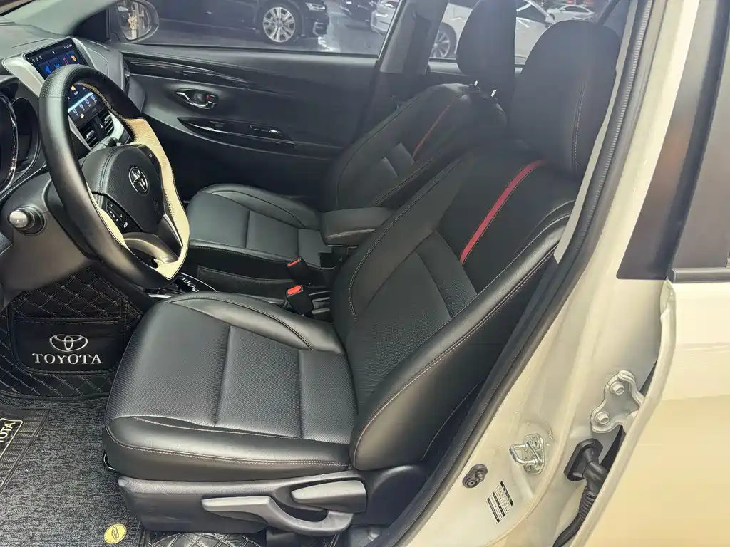 TOYOTA YARIS L ZHIXUAN