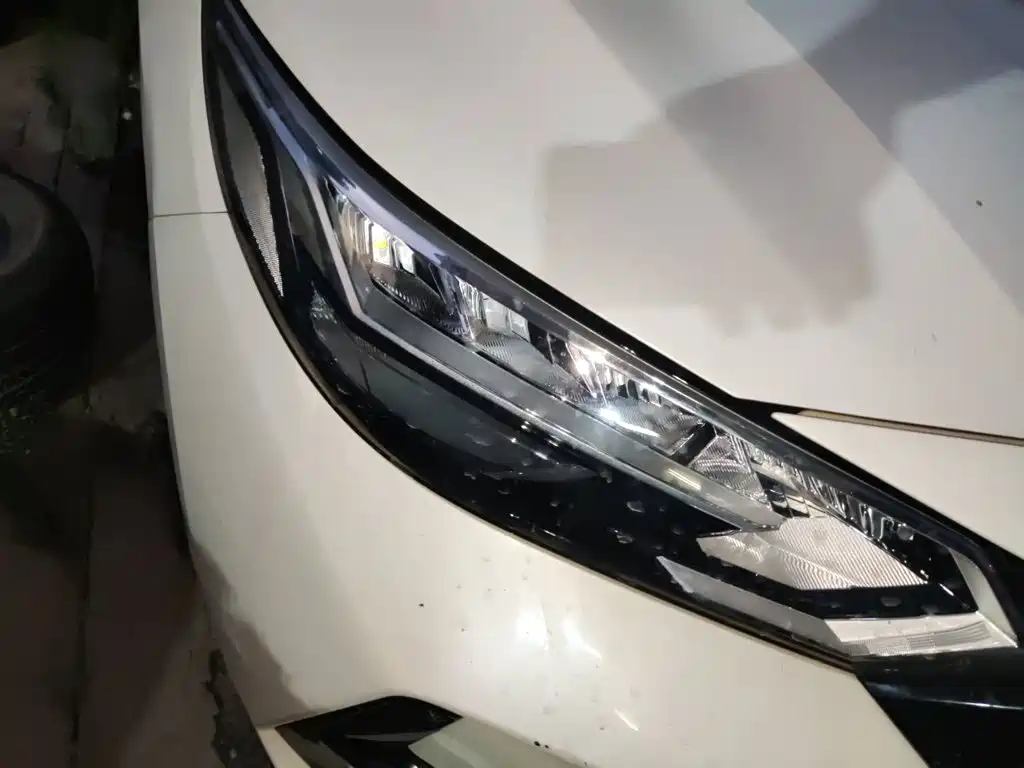 Nissan Sylphy — миниатюра 7