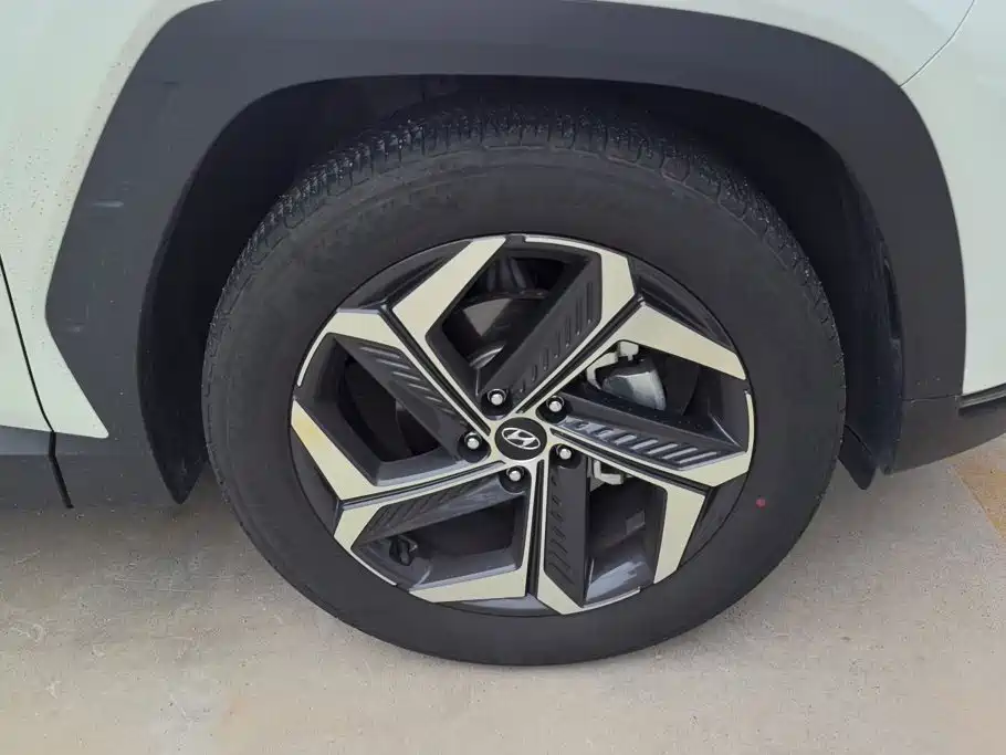 Hyundai Tucson — миниатюра 6