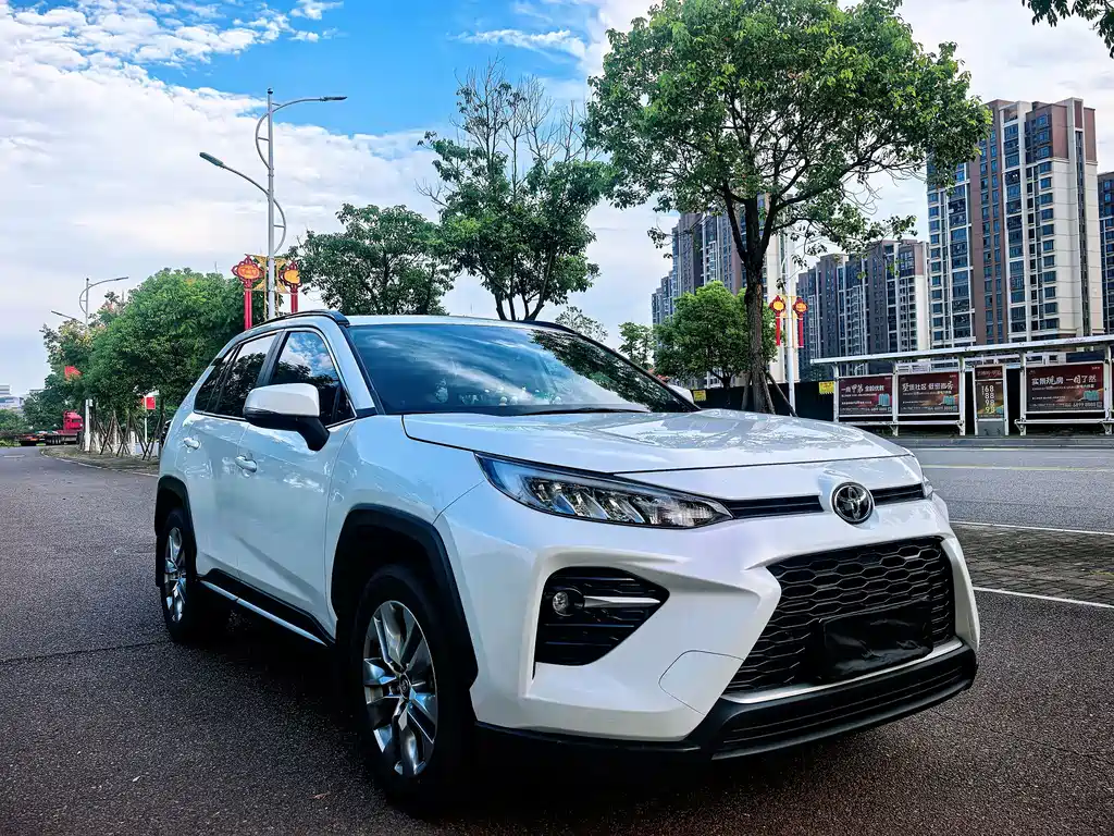Toyota Wildlander — миниатюра 3