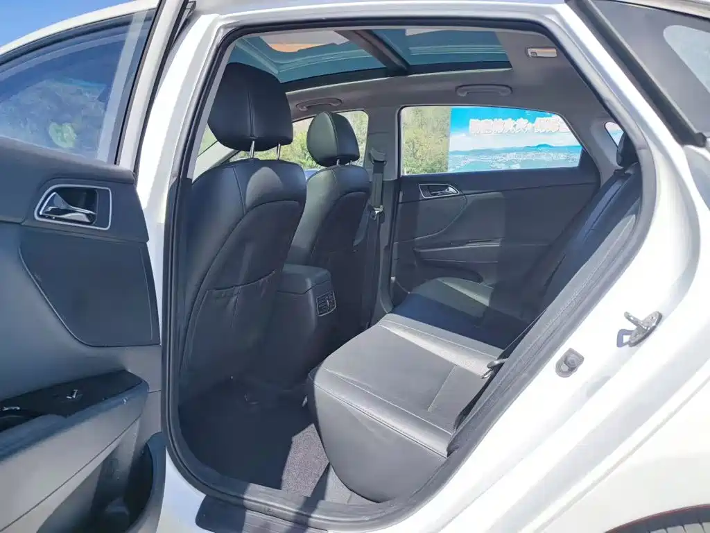 Hyundai Mistra — миниатюра 13