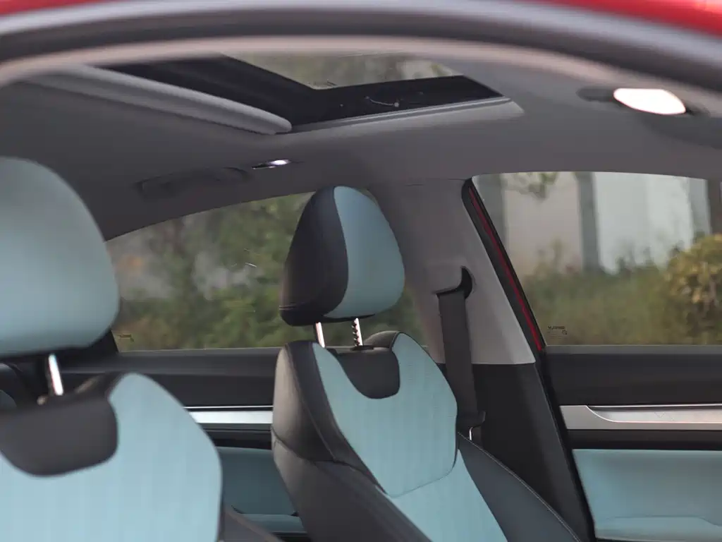Geely Emgrand L — миниатюра 28
